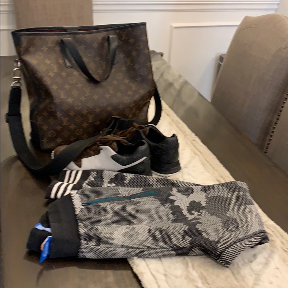 Adidas Camouflage Joggers size small